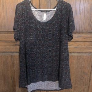 Women’s Lularoe tunic